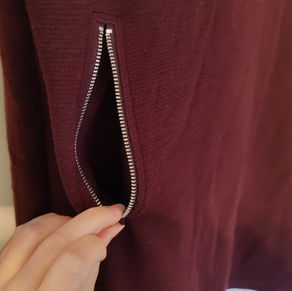 Gap Sleeved dark burgundy wine Dress size small with zip pockets - Picture 2 of 6